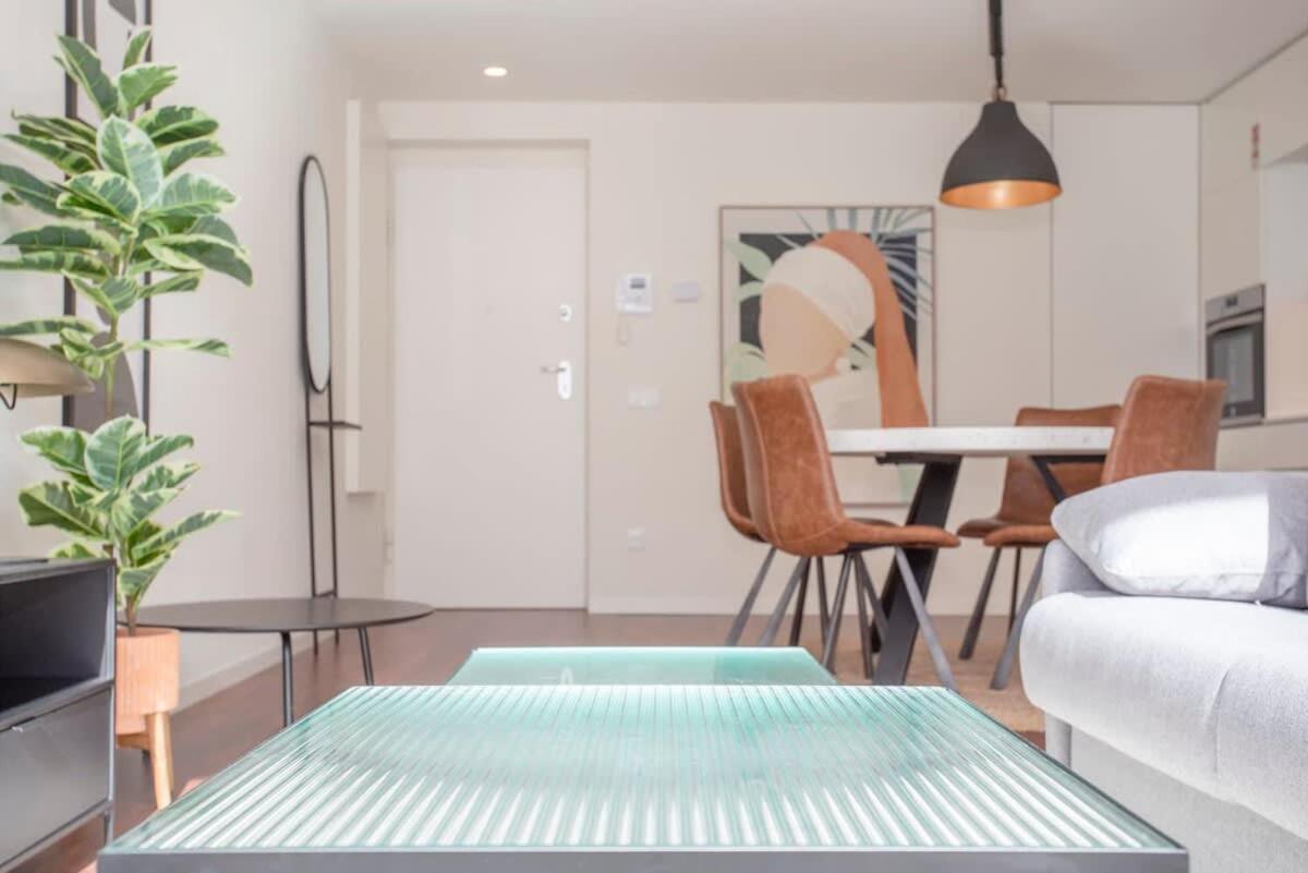 Liiiving In Porto - Luxury Gallery Apartments מראה חיצוני תמונה