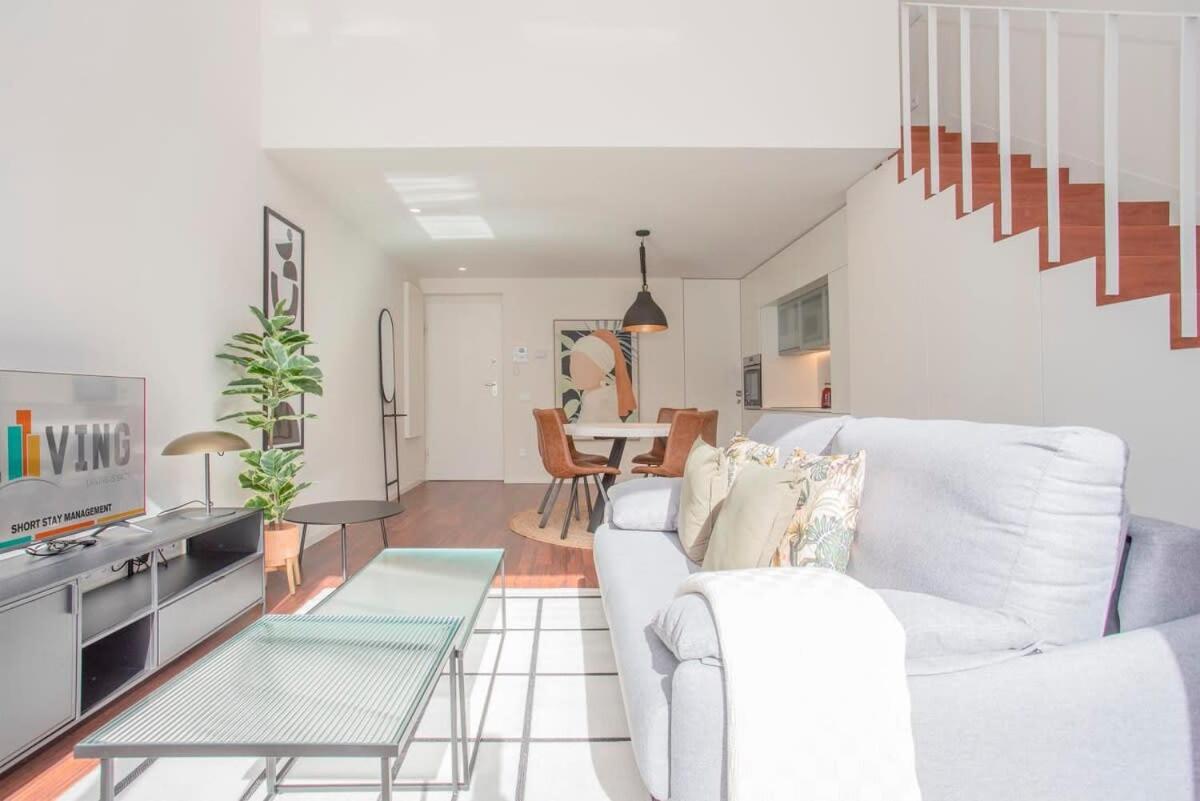 Liiiving In Porto - Luxury Gallery Apartments מראה חיצוני תמונה