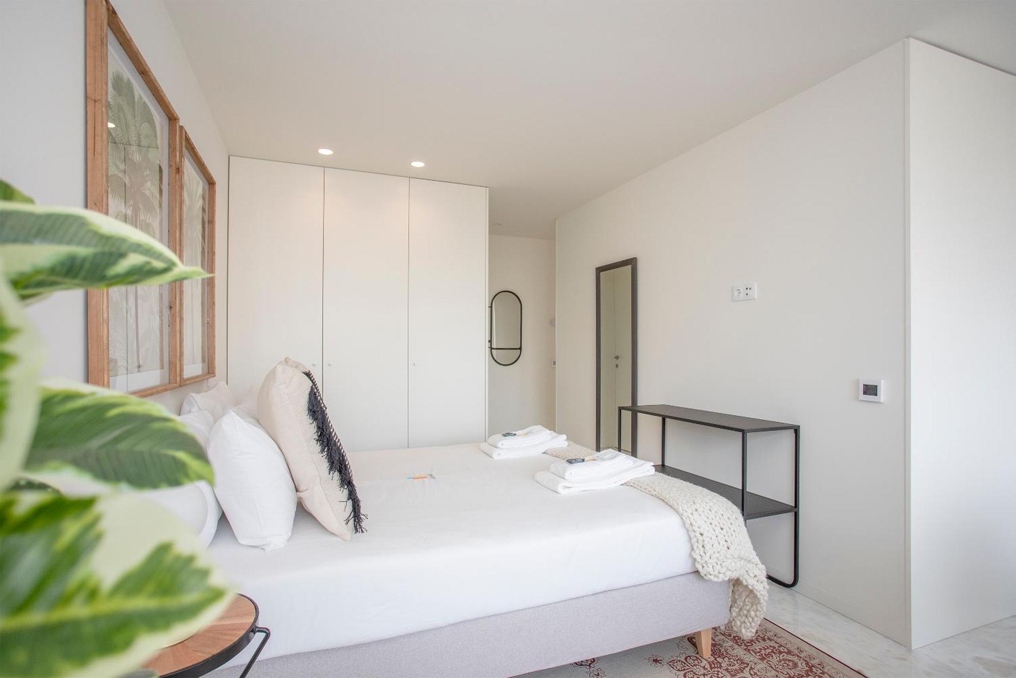 Liiiving In Porto - Luxury Gallery Apartments מראה חיצוני תמונה